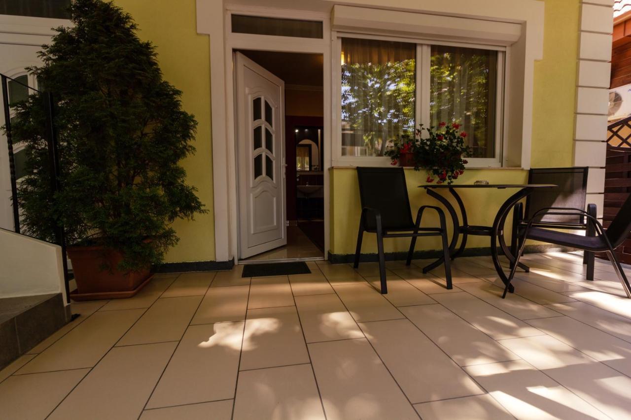 Bella Villa Siofok Exterior photo